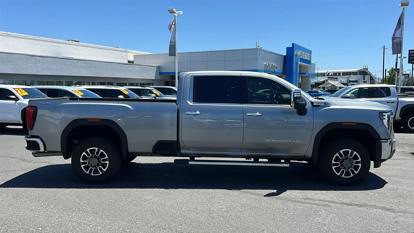 2024 GMC Sierra 2500HD SLT