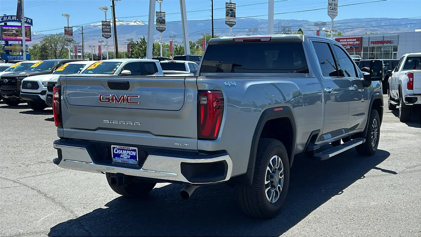 2024 GMC Sierra 2500HD SLT