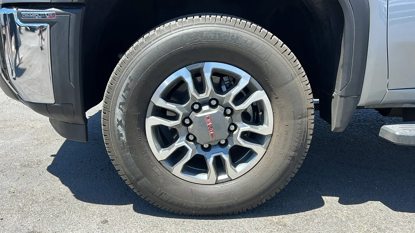 2024 GMC Sierra 2500HD SLT