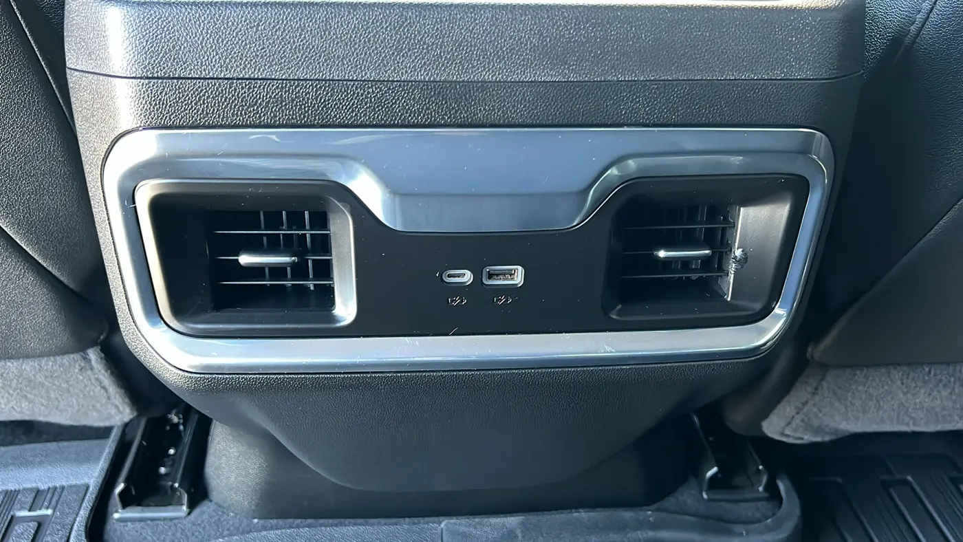 2024 GMC Sierra 2500HD SLT