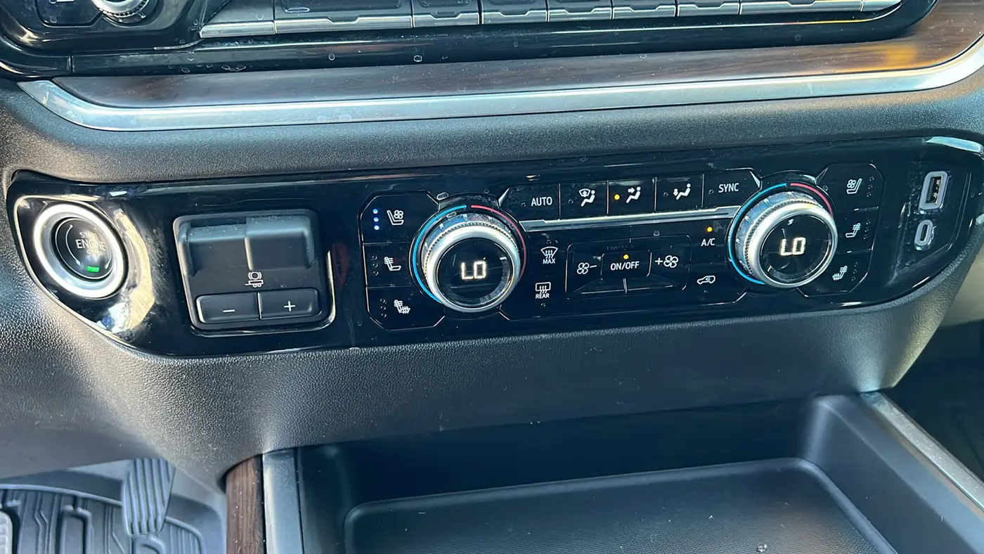 2024 GMC Sierra 2500HD SLT