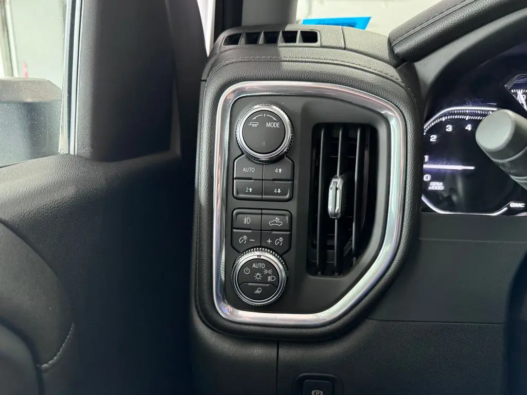 2022 GMC Sierra Hd - $50,987