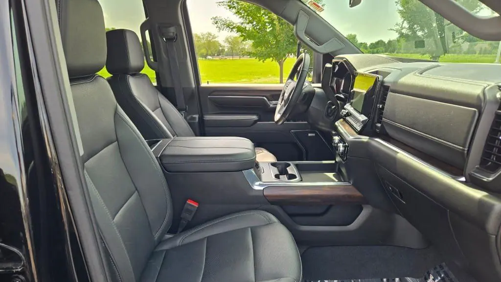 2024 GMC Sierra 2500HD SLT