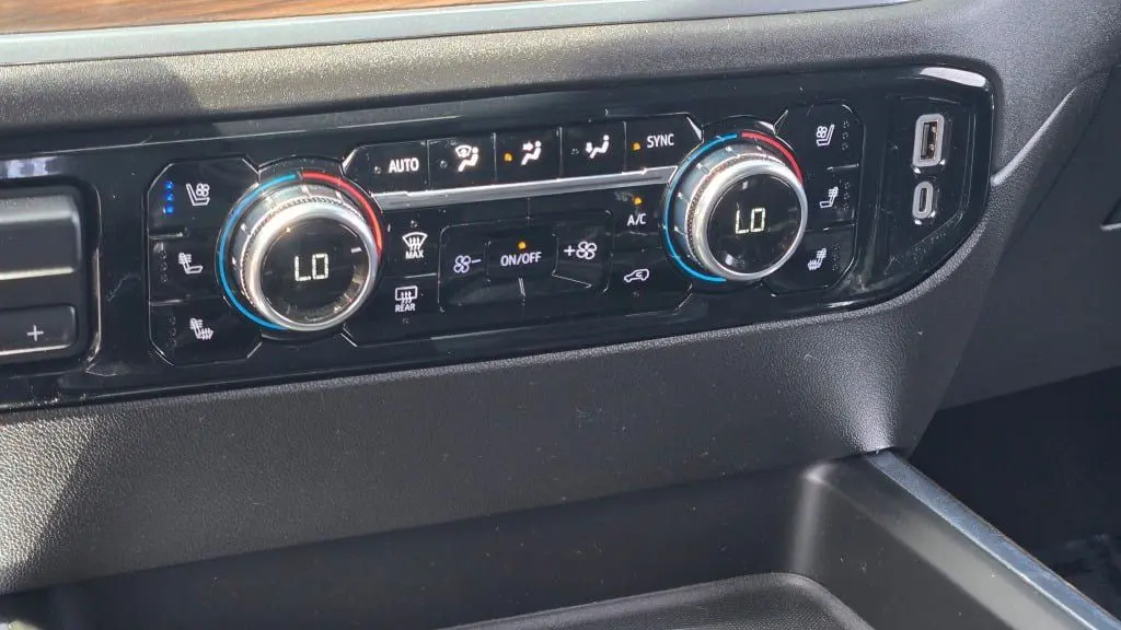 2024 GMC Sierra 2500HD SLT