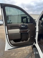 2023 Sierra 2500HD Thumbnail 9