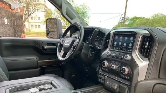 2022 GMC Sierra 2500HD SLT