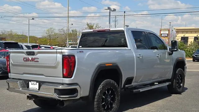 2022 GMC Sierra 2500HD SLT