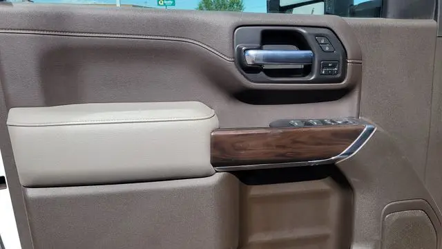 2023 GMC Sierra 2500HD SLT