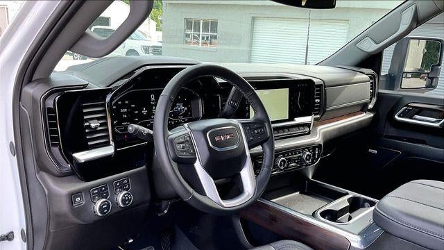 2024 GMC Sierra 2500HD SLT