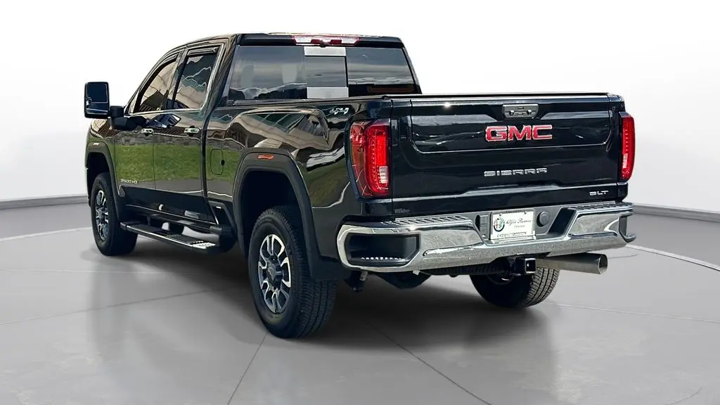 2023 GMC Sierra 2500HD SLT