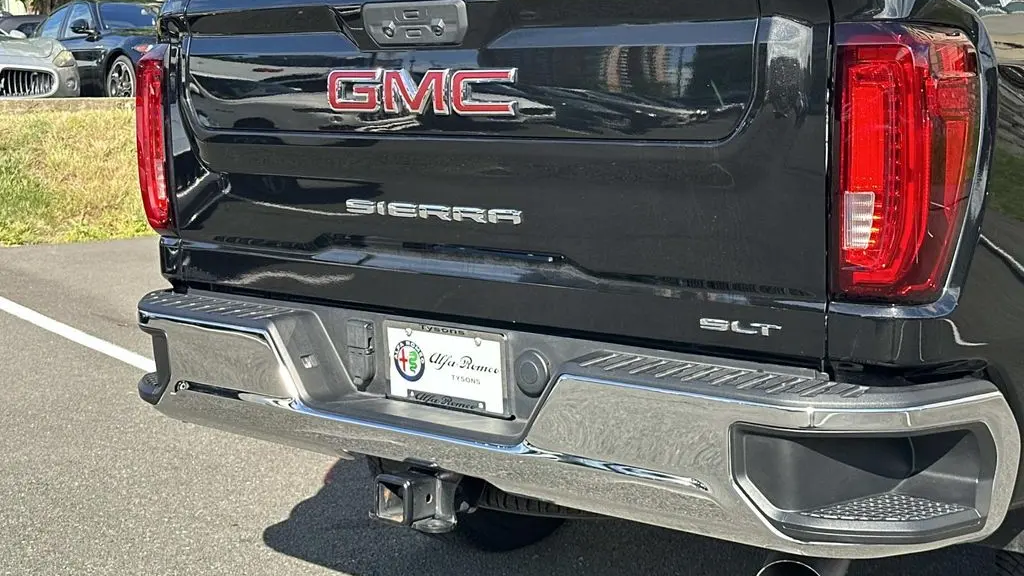 2023 GMC Sierra 2500HD SLT