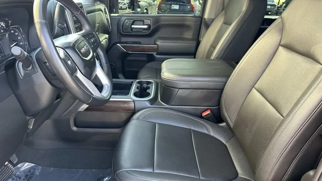 2023 GMC Sierra 2500HD SLT