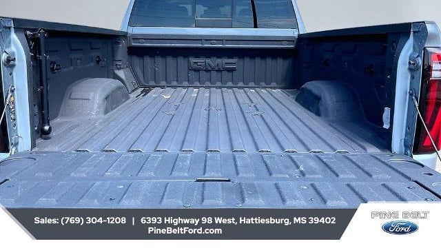 2024 GMC Sierra 2500HD SLT