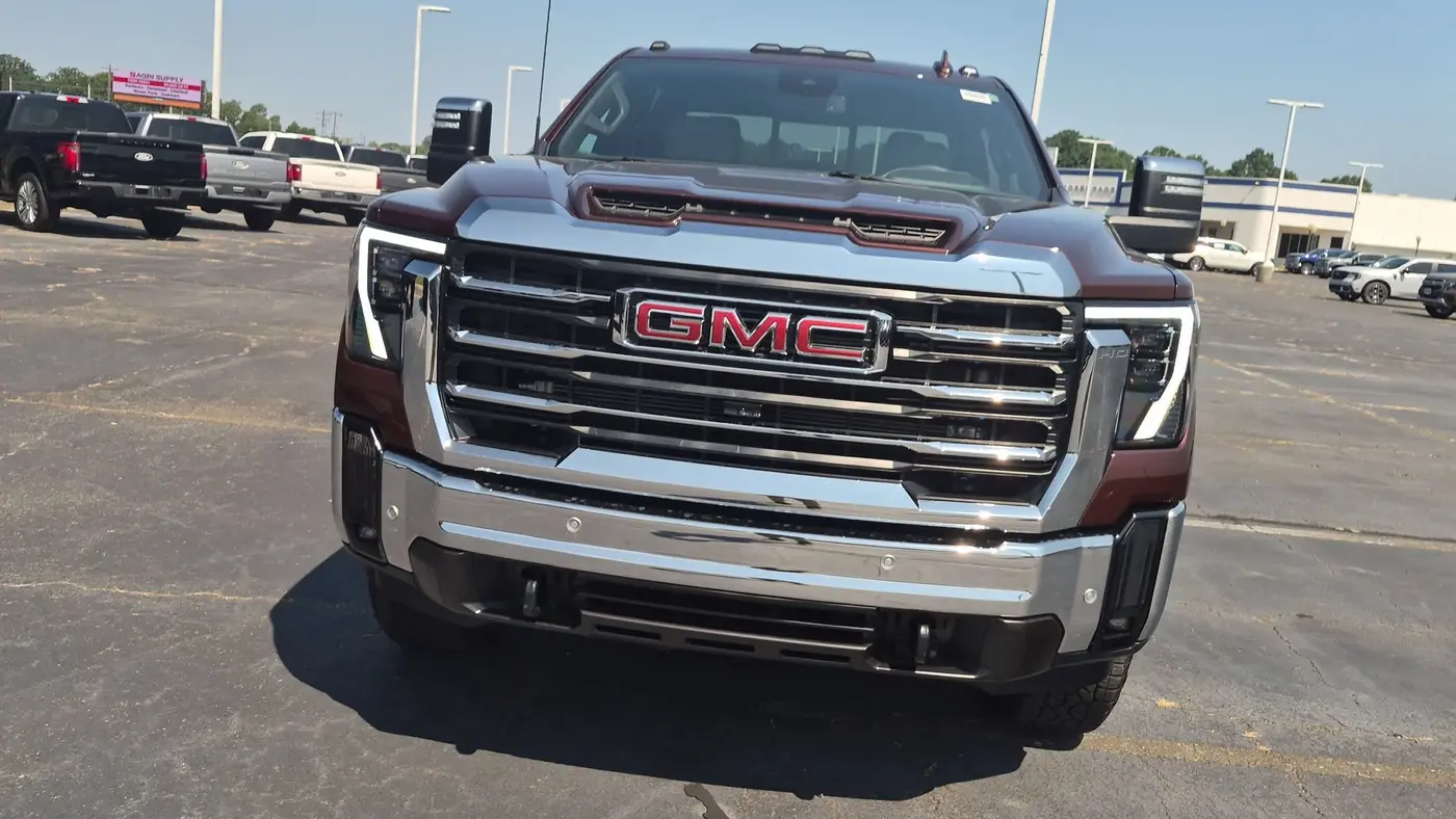 2024 GMC Sierra 2500HD SLT