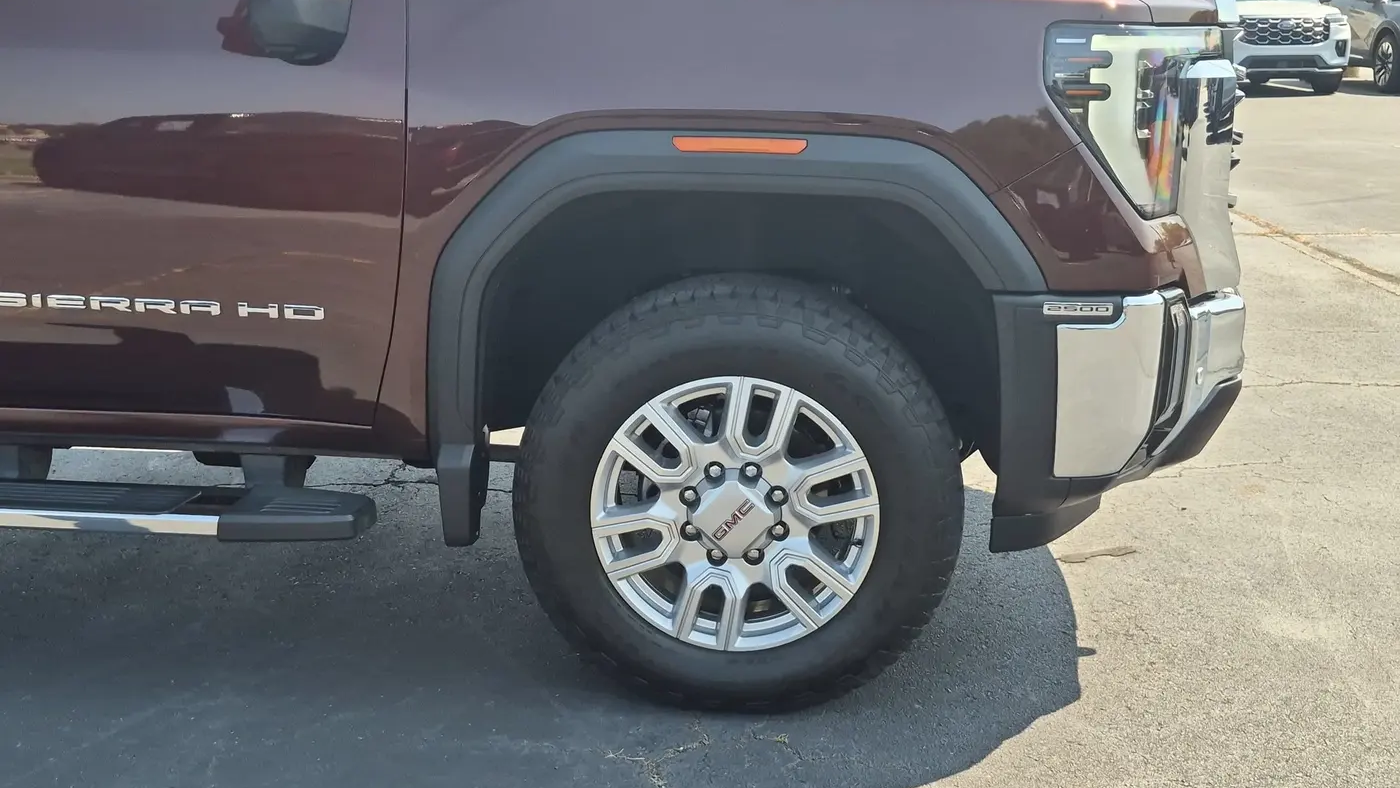 2024 GMC Sierra 2500HD SLT