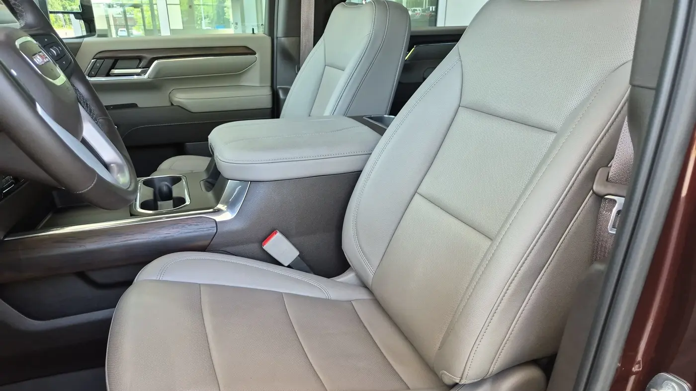2024 GMC Sierra 2500HD SLT