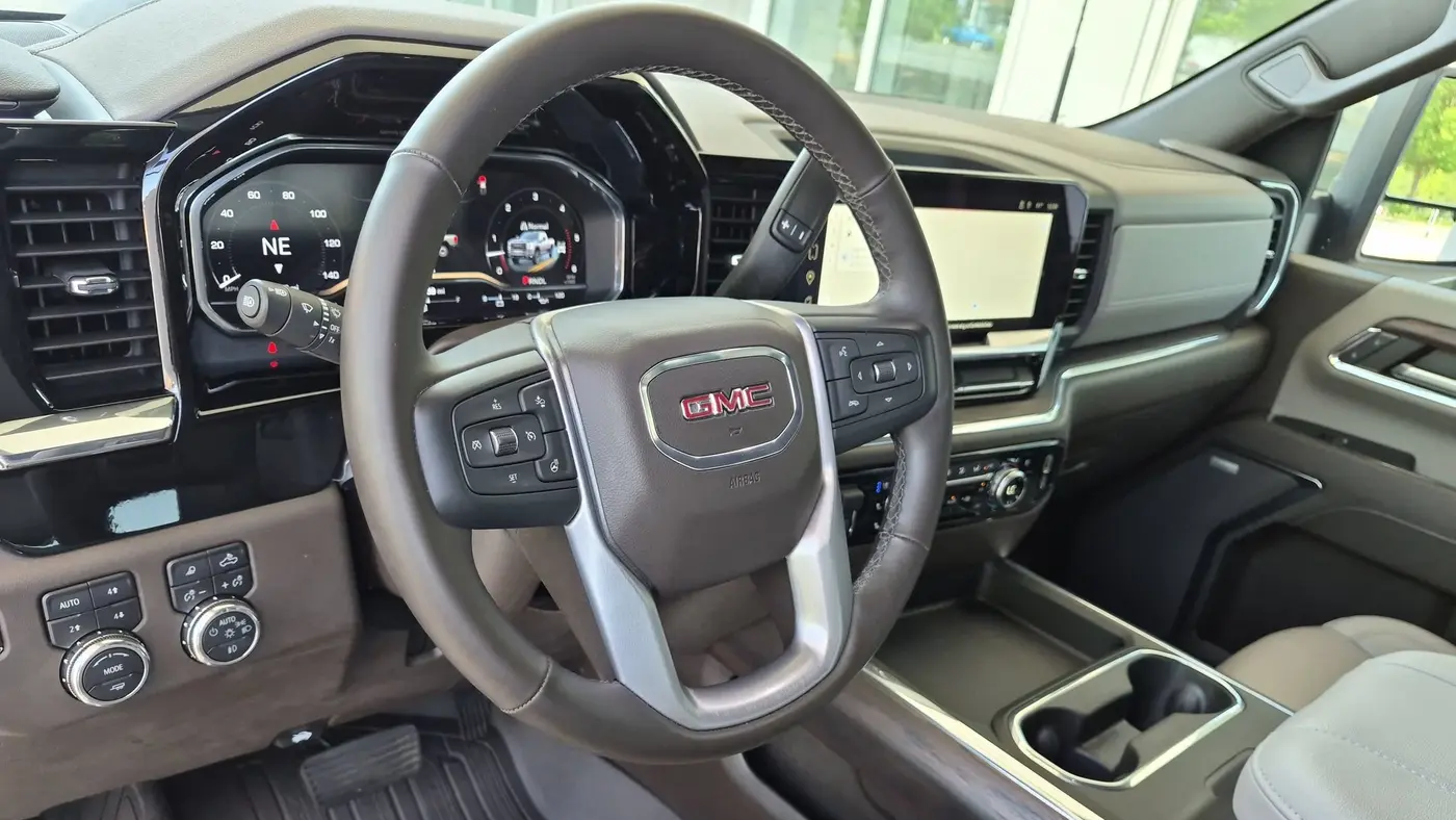2024 GMC Sierra 2500HD SLT
