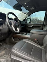 2024 Sierra 2500HD Thumbnail 8