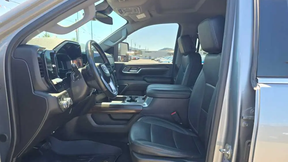 2024 GMC Sierra 2500HD SLT