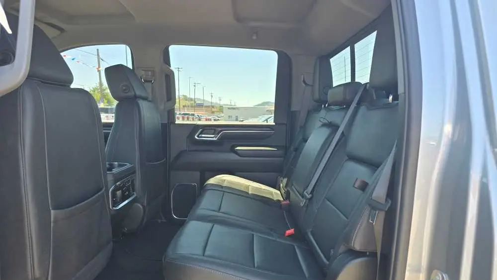 2024 GMC Sierra 2500HD SLT
