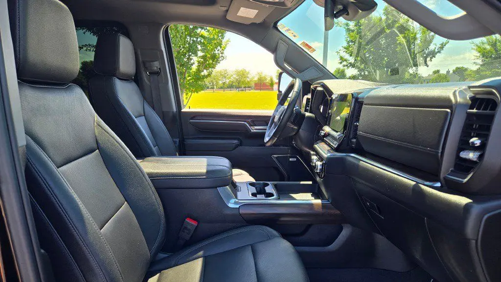 2024 GMC Sierra 2500HD SLT