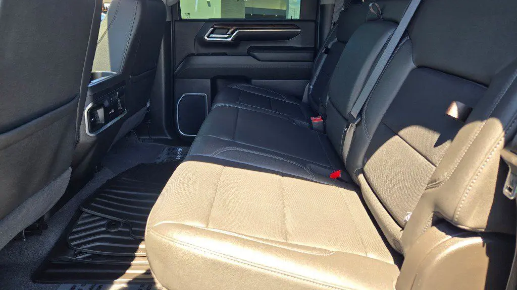 2024 GMC Sierra 2500HD SLT