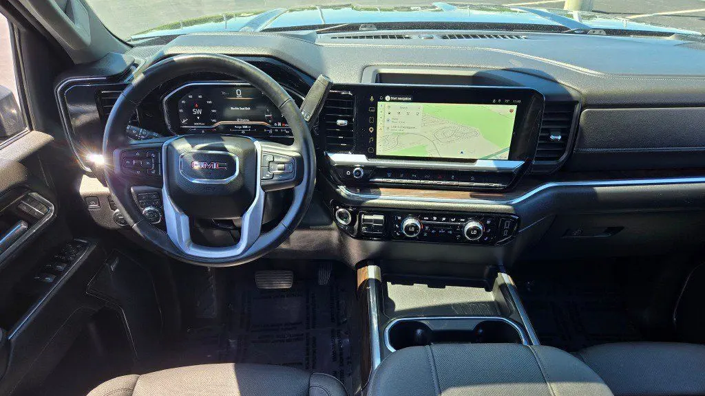 2024 GMC Sierra 2500HD SLT