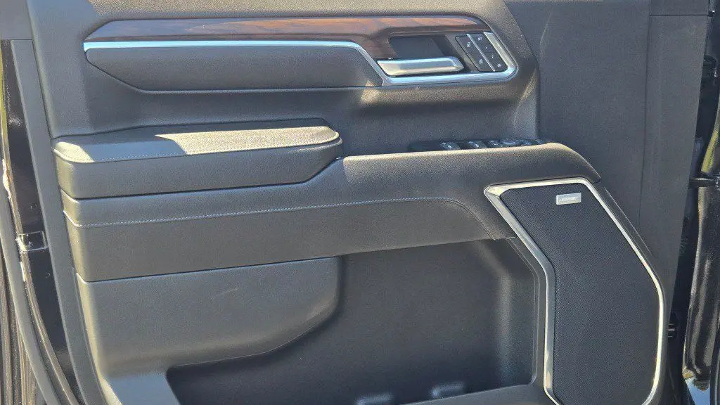 2024 GMC Sierra 2500HD SLT