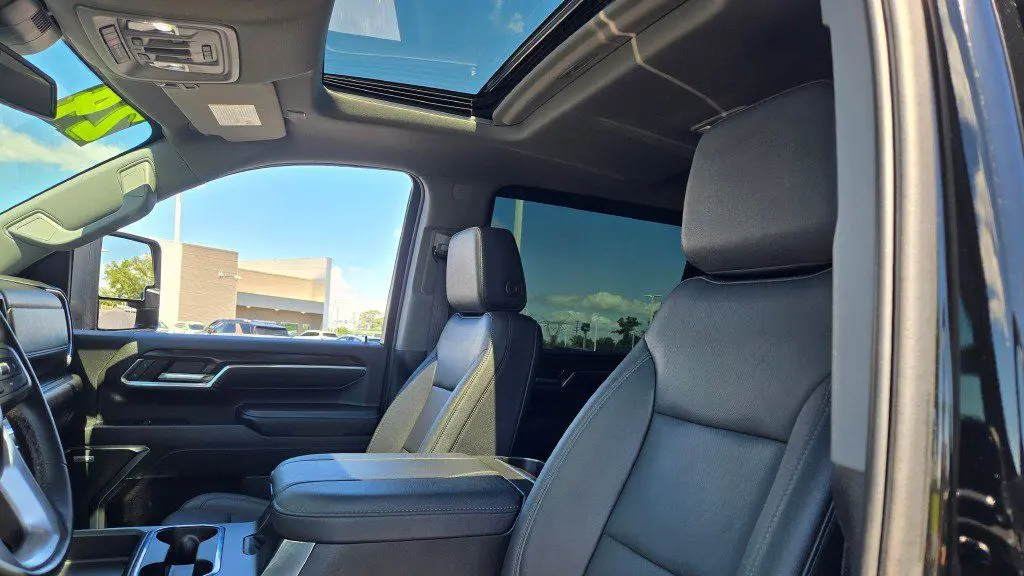 2024 GMC Sierra 2500HD SLT