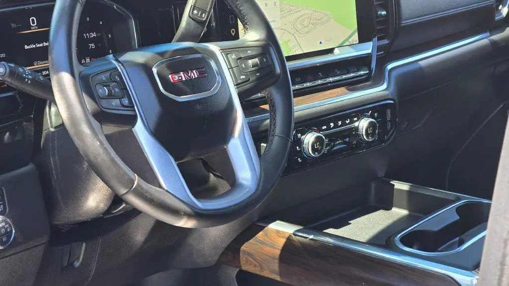 2024 GMC Sierra 2500HD SLT