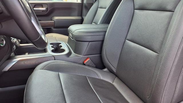 2023 GMC Sierra 2500HD SLT