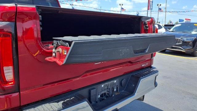 2023 GMC Sierra 2500HD SLT
