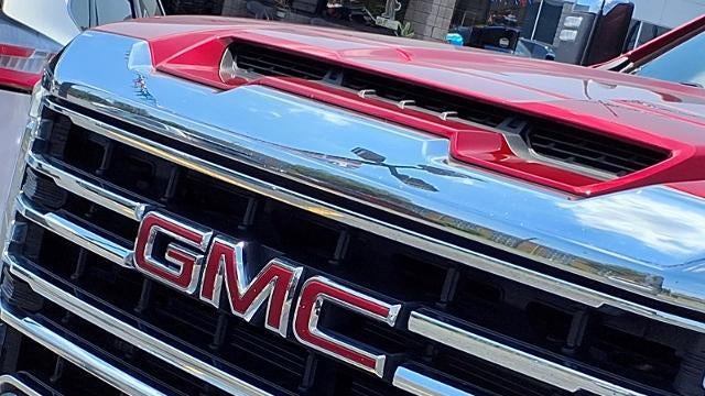 2023 GMC Sierra 2500HD SLT