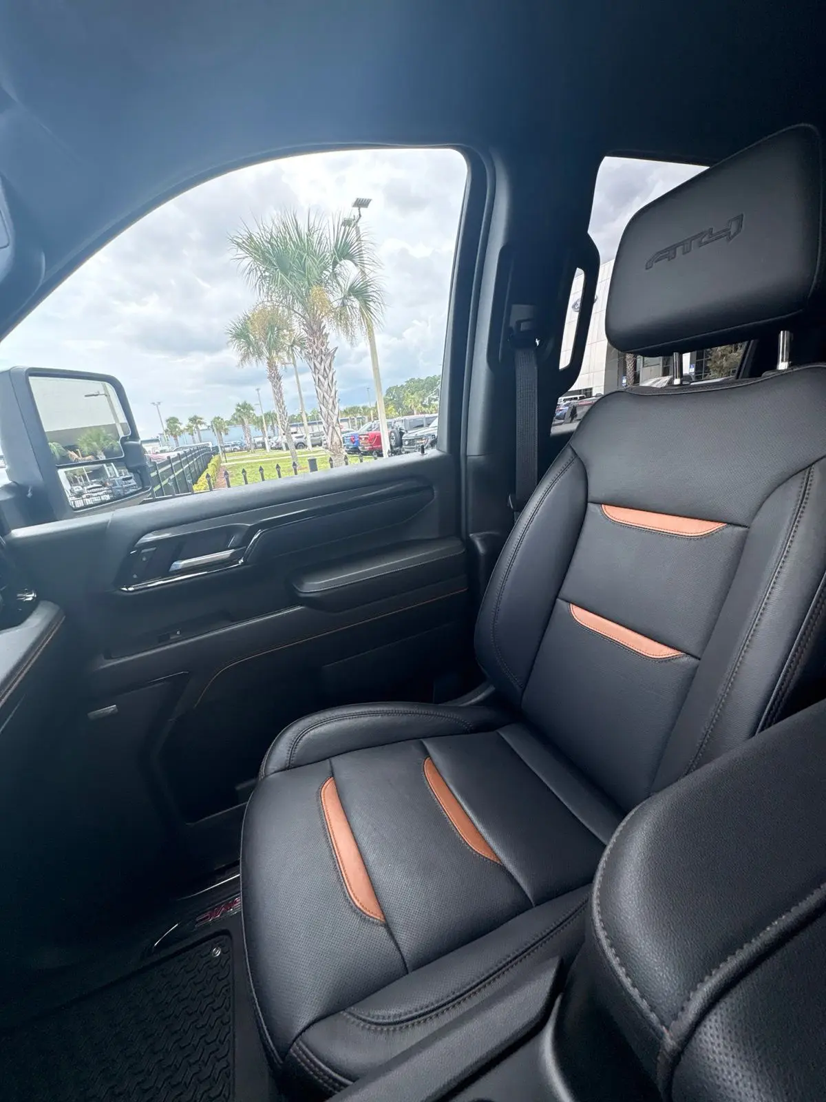 2024 GMC Sierra Hd - $66,000