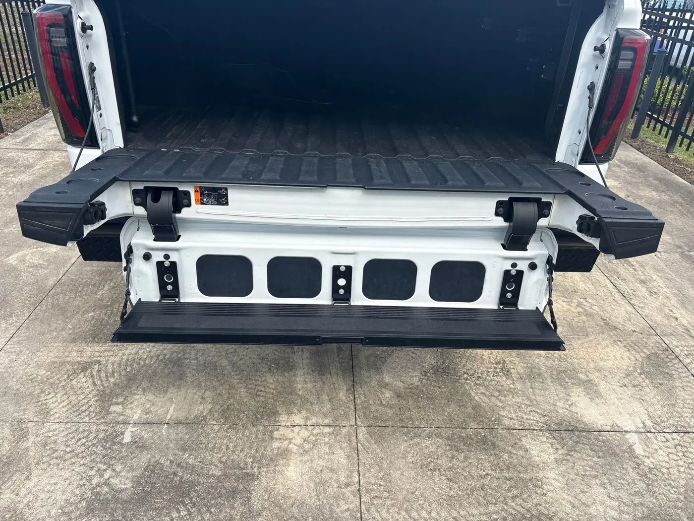 2024 GMC Sierra Hd - $66,000