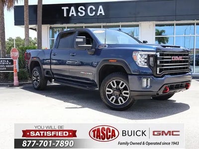 2022 GMC Sierra 2500HD 4X4 AT4 4DR Crew Cab SB