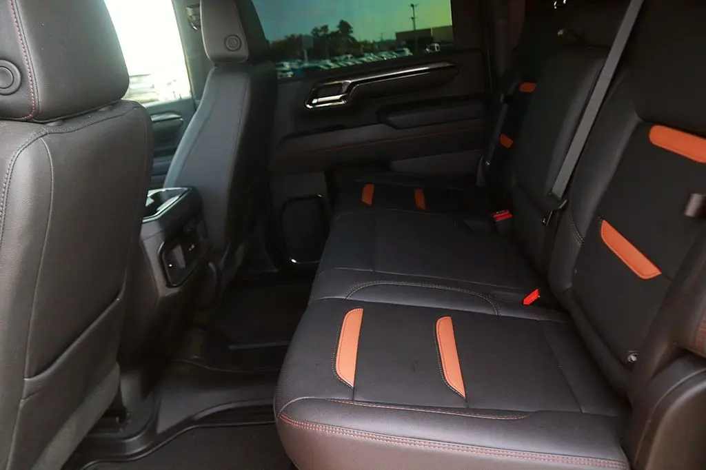 2024 GMC Sierra Hd - $61,899