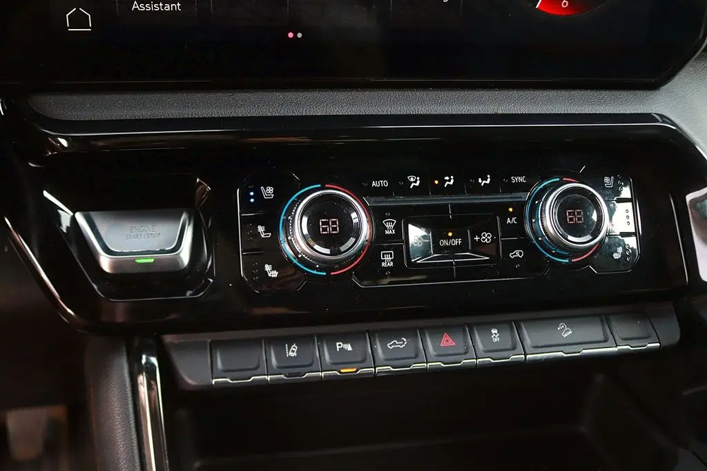 2024 GMC Sierra Hd - $61,899