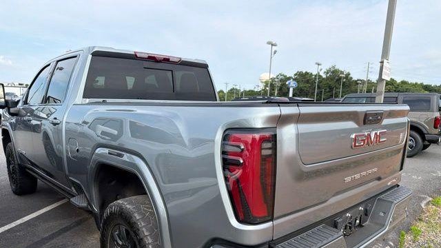 2024 GMC Sierra 2500HD AT4