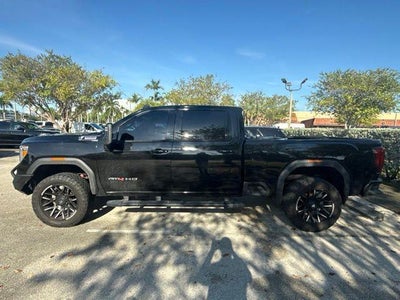 2020 GMC Sierra 2500HD 4X4 AT4 4DR Crew Cab SB