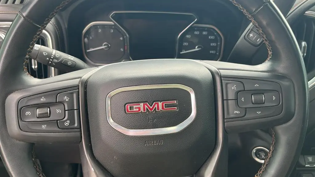 2023 GMC Sierra 2500HD AT4