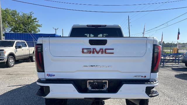2024 GMC Sierra 2500HD AT4