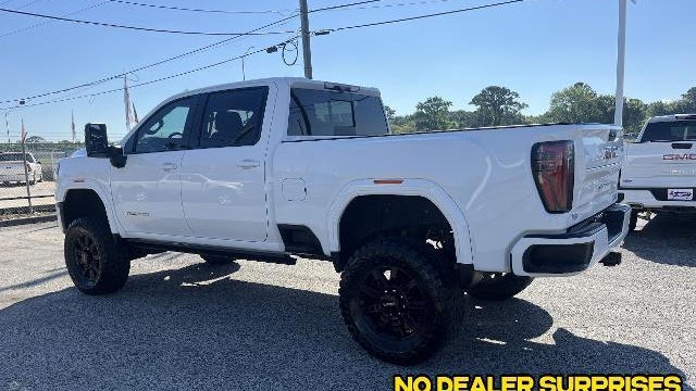 2024 GMC Sierra 2500HD AT4
