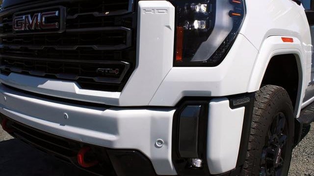 2024 GMC Sierra 2500HD AT4
