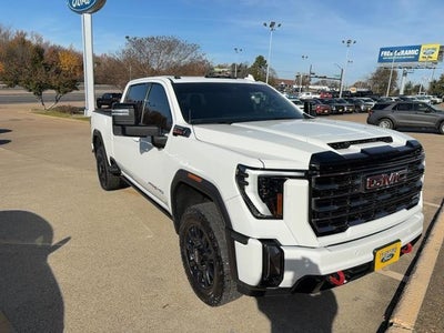 2024 GMC Sierra 2500HD 4X4 AT4 4DR Crew Cab SB