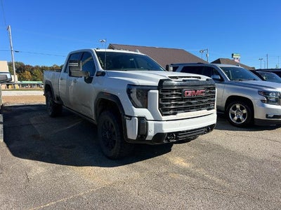 2024 GMC Sierra 2500HD 4X4 AT4 4DR Crew Cab SB