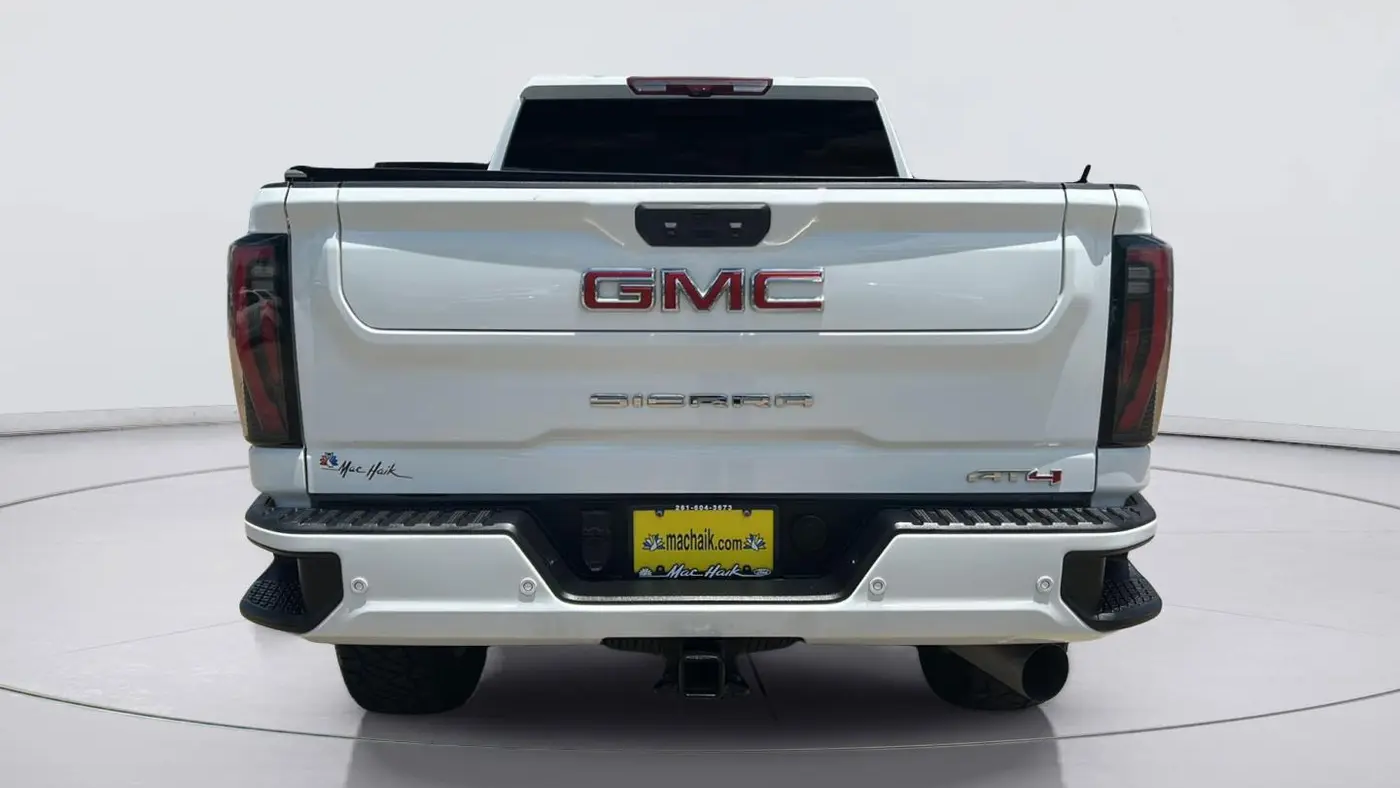 2024 GMC Sierra 2500HD AT4