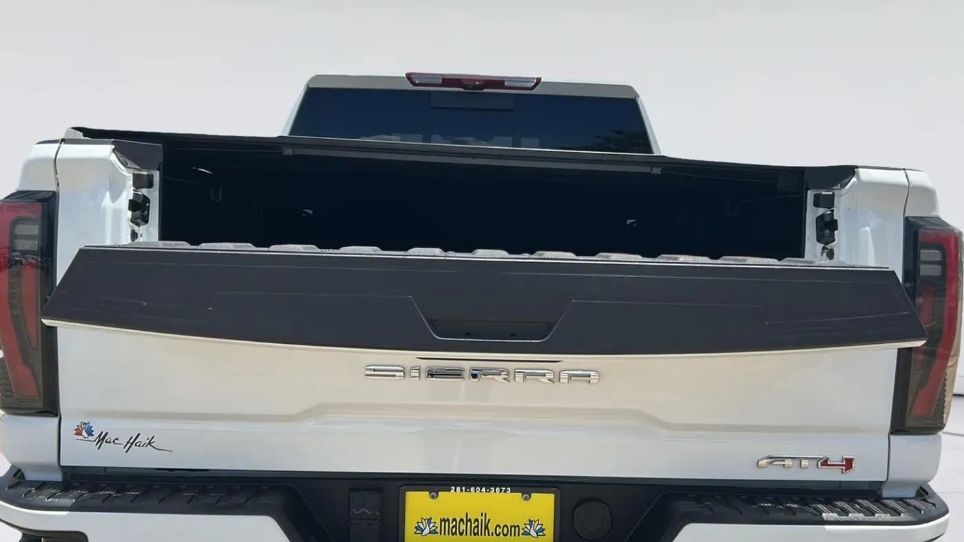 2024 GMC Sierra 2500HD AT4