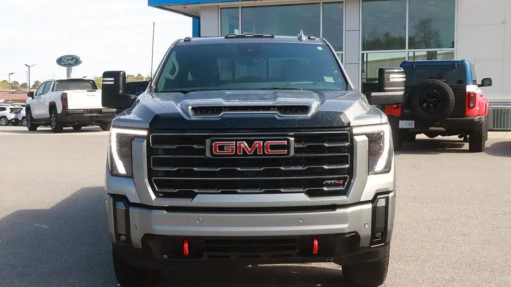 2024 GMC Sierra 2500HD AT4