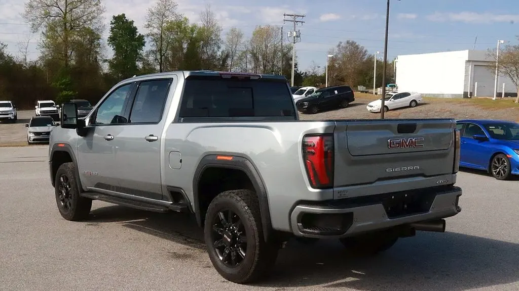 2024 GMC Sierra 2500HD AT4